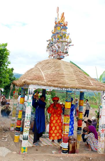 ພິທີອຳລາຄົນຕາຍຂອງຊາວເຜົ່າຣາລາຍ